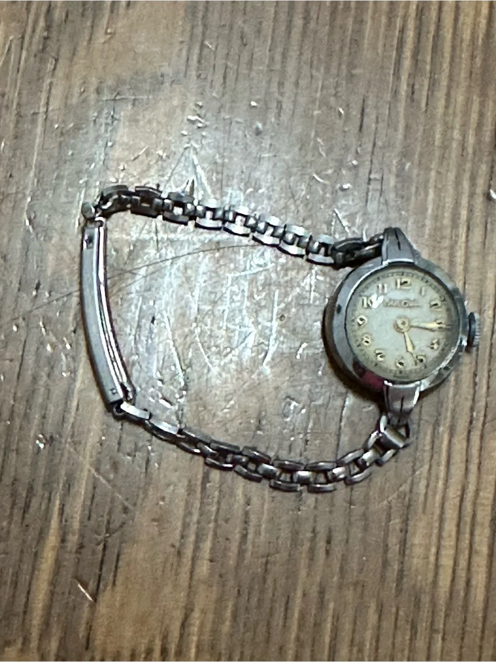 Vintage Bulova Silver Tone Ladies Crocktail Watch